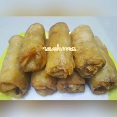 A picture of Spring rolls.