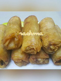A picture of Spring rolls.