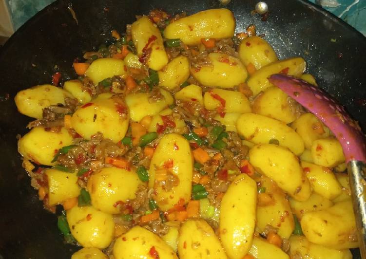Simple Way to Prepare Super Quick Homemade Stir fried potato
