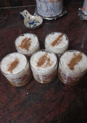 Foto principal de Vasos de arroz con leche con compota de manzana y pera