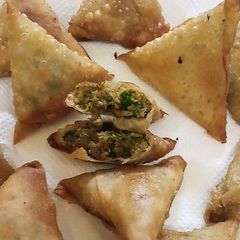 A picture of Beef samosa.