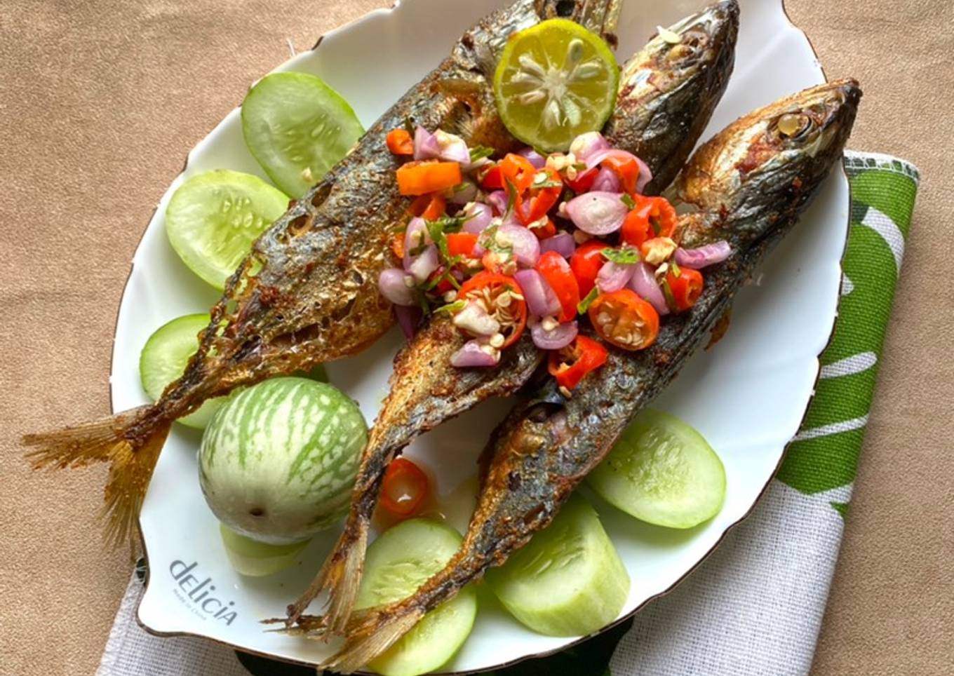 Ikan Kembung Goreng Sambal Matah
