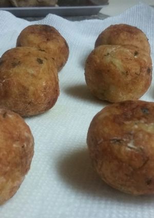 A picture of Aloo Boondas.