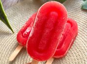 Una foto de polos de fresa