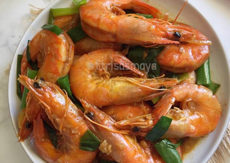 Resep Udang Goreng Mentega yang Enak Banget