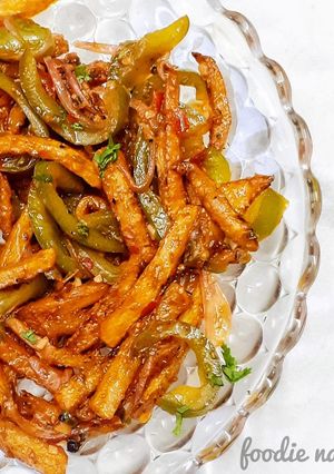 A picture of Chilli potatoes.