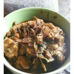A picture of Rica-rica ayam.