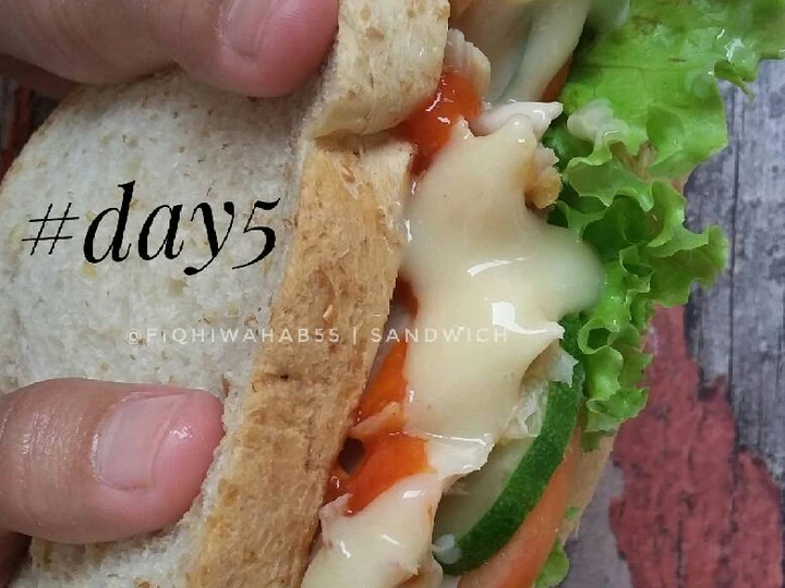 Langkah Gampang Membuat Resep Roti Lapis / Sandwich Ayam Crispy yang Uenak Anti Ribet, Lezat Sekali