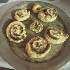 A picture of Biscuit Cinnamon Rolls.
