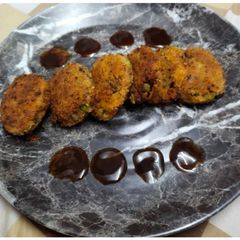 Aloo Matar Patties A picture of Aloo Matar Patties.