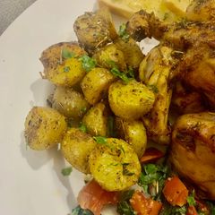 A picture of Roasted baby potatoes.