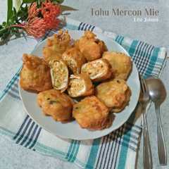 A picture of Tahu Mercon Mie.
