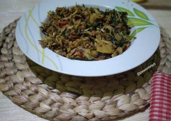 Resep Suir Pedas Ikan Tongkol Kemangi Oleh Khadijah Santiana Cookpad