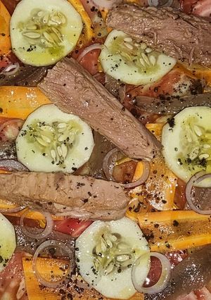 Una foto de Ensalada de tomate 🍅
