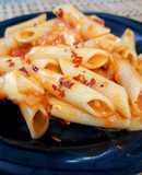 Cheesy Penne in tomato salsa