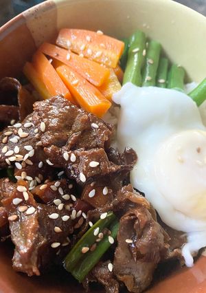 Foto resep Rice bowl yoshinoya versi mama kekey.