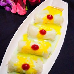 A picture of Bread Malai Roll.