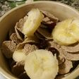 Súper desayuno. Fruta, lácteos, cereales, miel