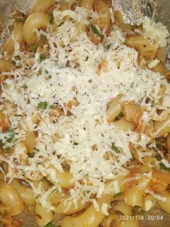 ચીઝ પાસ્તા(Cheese pasta Recipe in Gujarati) રેસીપી મુખ્ય ફોટો