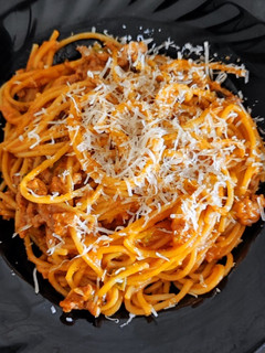 Una foto de Espaguetis con carne picada y tomate en Olla GM D