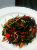Sofrito de ajo fresco, acelgas y más verduras