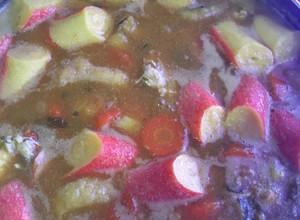 Una foto de Caldo de Mariscos Estilo Ecutoriano