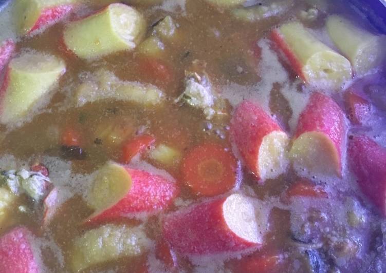 Caldo de Mariscos Estilo Ecutoriano