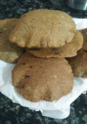 A picture of Kuttu ki aalu wali kachordi.