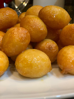 A picture of Gaimat (Sweet Dumplings).