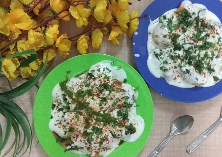 Dahi Bhalle Dahi Wada