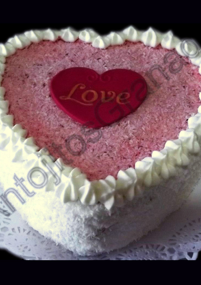 Una foto de Tarta Corazón Red Velvet