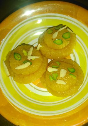 काजू पेड़ा (Kaju Peda recipe in Hindi) रेसिपी मुख्य फोटो