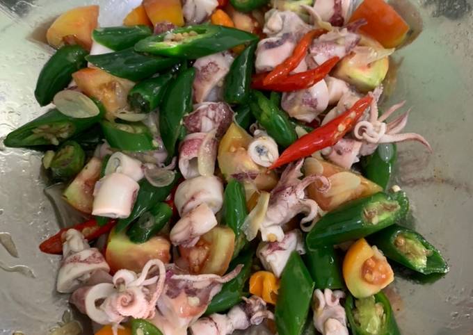 Resep Cumi Asin Cabe Hijau Oleh Putri Etika Cookpad