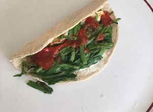 Una foto de Nopales asados