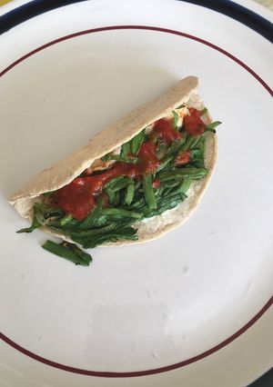 Una foto de Nopales asados