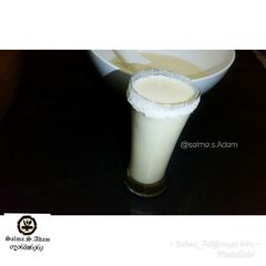 A picture of Coconut milk juice by salma.s.Adam(ful@rny_classy_bites).