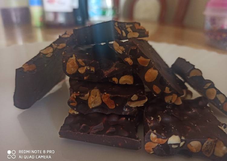 Steps to Make Homemade Chocolate Peanut Chikki