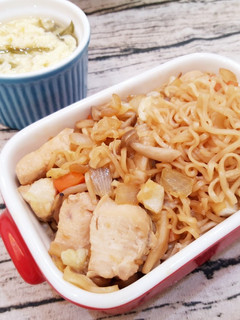 雞肉照燒醬炒泡麵 的食譜成品照片