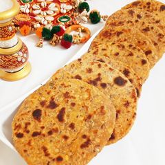 A picture of Rajasthani korma roti.