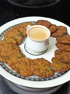 બાજરી ના વડા (Bajri Vada Recipe In Gujarati) રેસીપી મુખ્ય ફોટો