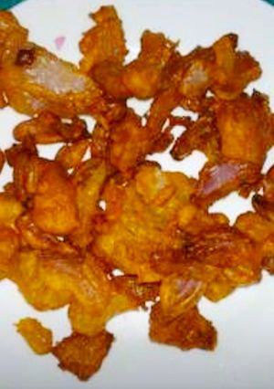A picture of Crispy onion fries.