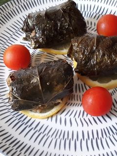 Una foto de Dolmades de arroz
