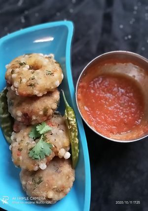अरबी साबूदाना के बड़े (Arbi sabudana ke bade recipe in Hindi) रेसिपी मुख्य फोटो