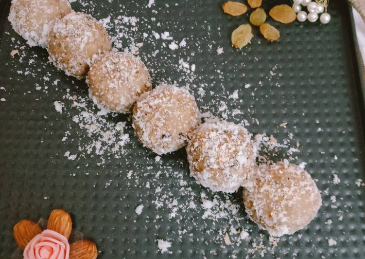 Steps to Make Any-night-of-the-week Bread Ladoo