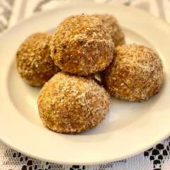 รูปของ Pumpkin bitterballen panggang. (Lowcarb/Keto)