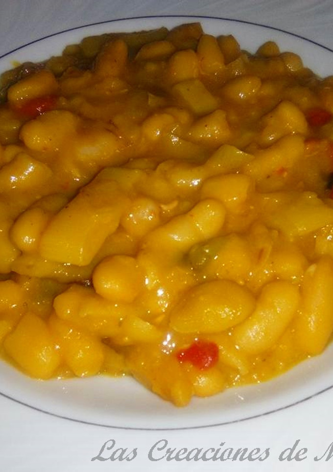 Una foto de Alubias con puerro y pimientos