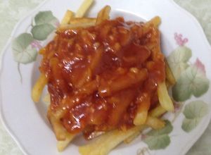 Hình của món Khoai tây chiên sốt bơ tỏi cay.