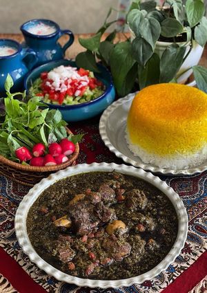 عکسی از دستور قرمه سبزی با گوشت