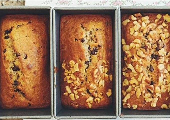 Easiest Way to Prepare Super Quick Homemade Nutty Chocolate Chip Banana Bread