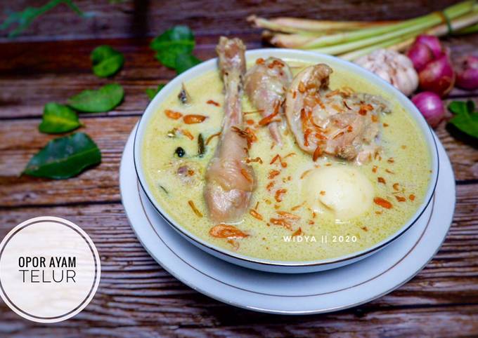 Opor Ayam Telur